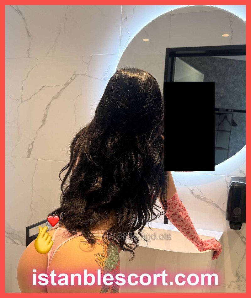Dilara, 32 — Siyavuşpaşa vitrin kartı